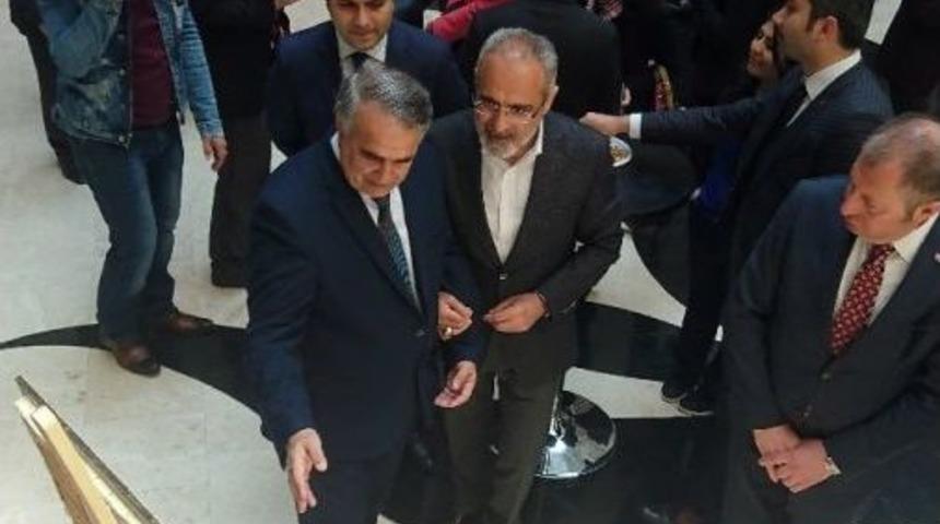 Reis Resulzade&rsquo;nin Resim Sergisi Ankara&rsquo;da A&ccedil;ıldı