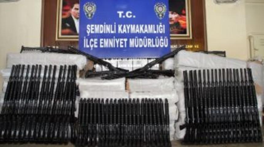 Hakkari&rsquo;de 560 Adet Av T&uuml;feği Ele Ge&ccedil;irildi