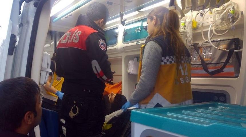 Baygın Bulunan İki Gen&ccedil; Hastaneye Kaldırıldı