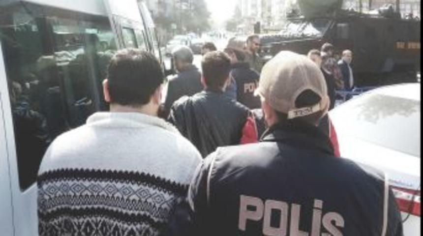 Samsun&rsquo;da &rsquo;bylock&rsquo;tan 3 Eski Polis Tutuklandı