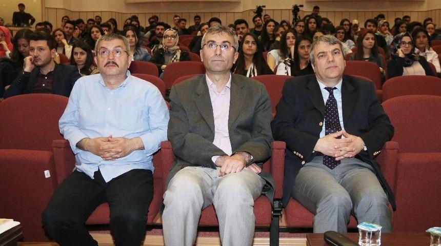 Er&uuml;&rsquo;de &lsquo;t&uuml;rkiye&rsquo;nin Kalkınma Yardımları Kapsamında Dış Politikası&rsquo; Ele Alındı