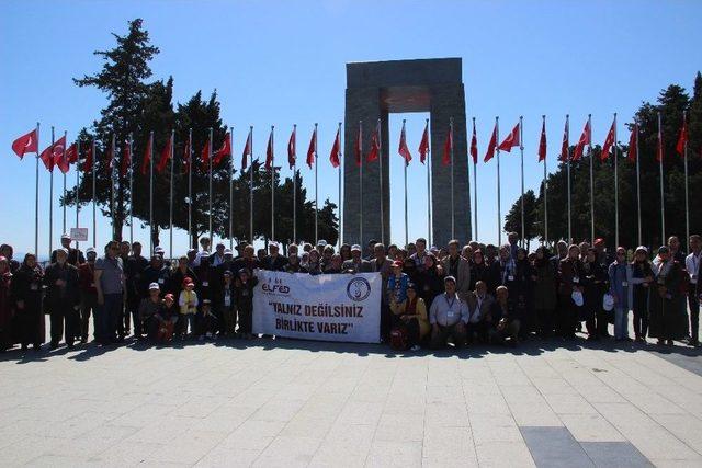 Şehit Fethi Sekin’in Babası Çanakkale Şehitliklerini Gezdi