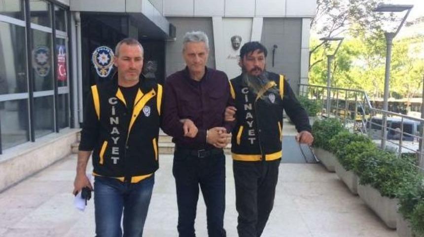 Emlak&ccedil;ı Kadını Evinden &Ccedil;ıkarken &Ouml;ld&uuml;rd&uuml;ğ&uuml; Iddiasıyla Aranan Katil Zanlısı Bursa&rsquo;Da Yakalandı