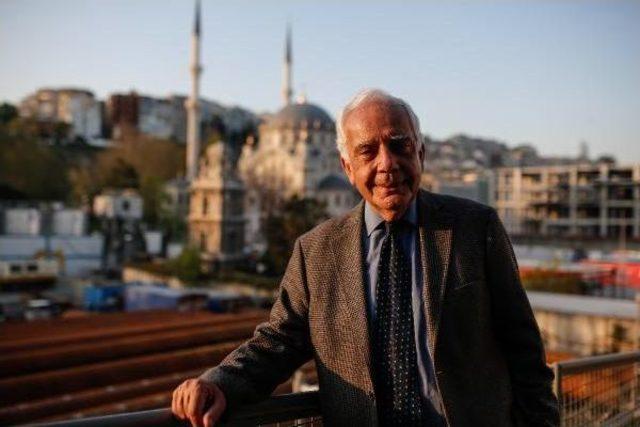 Prof. Dr. Serhat Ünal: Tarım Ve Hayvancılıkta Da Antibiyotiğe Dikkat Edilmeli