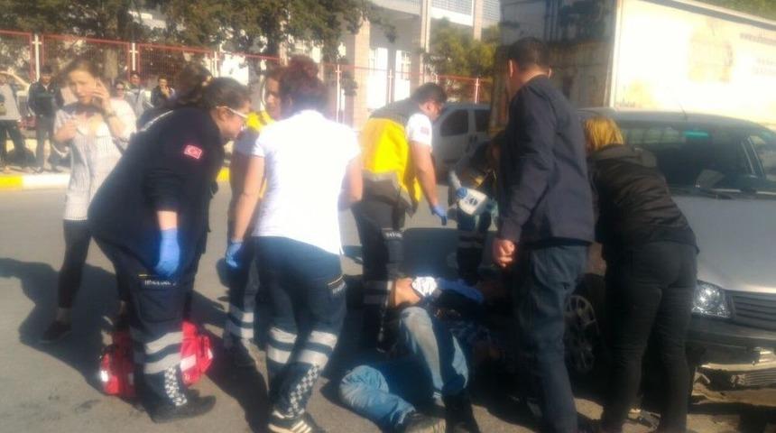 Balıkesir&rsquo;de Motosiklet Kazası: 2 Yaralı