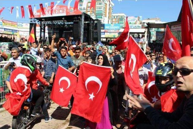 Yörük Göçünde 15 Temmuz Darbe Girişimini Canlandırdılar