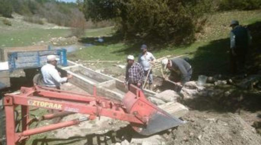 200 Yıllık &Ccedil;eşme Yenilendi