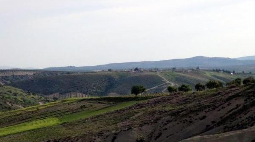 Sınırdaki Askeri Araca Havan Atıldı