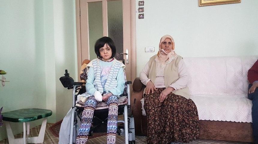 Ağrı&rsquo;da 32 Yıldır Evde Hapis Hayatı Yaşıyor