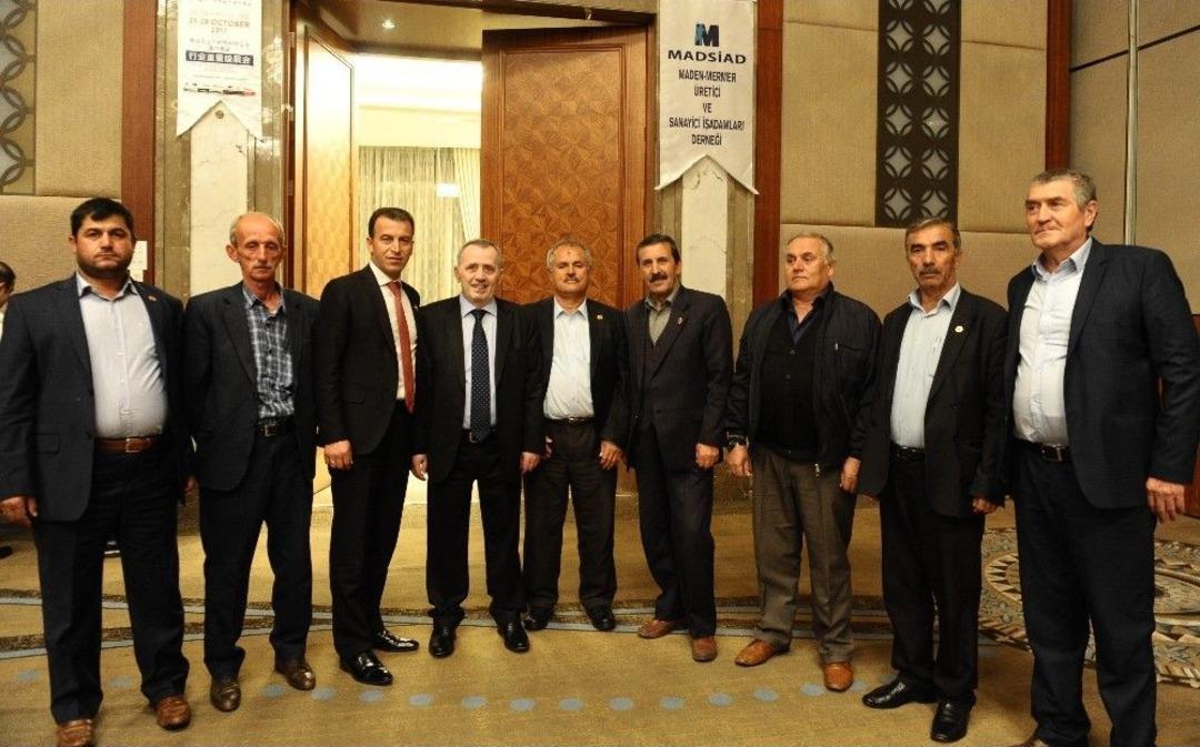 Mermer &Uuml;reticileri Armat&ouml;r Firmalarıyla Bir Araya Geldi