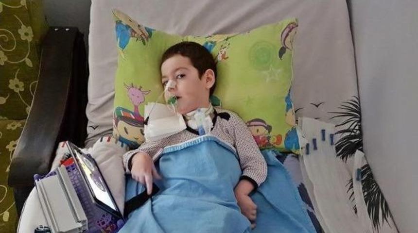 &Ouml;mer Asaf'ın Tedavisi I&ccedil;in 2 Milyon Tl Gerekli