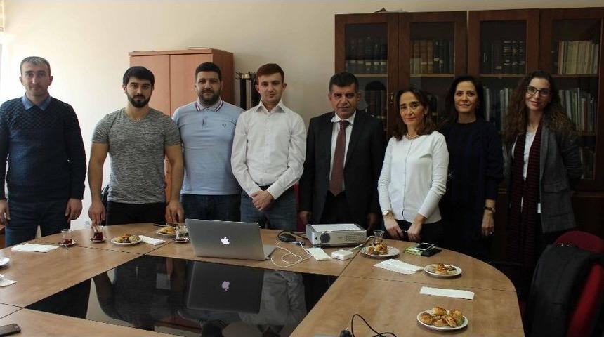 Azerberpa Bilimsel Araştırma Proje Enstit&uuml;s&uuml; Uzmanlarına Eğitim