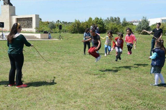 Büyükşehir’den Çocuklara Özel Ve Anlamlı Kutlama