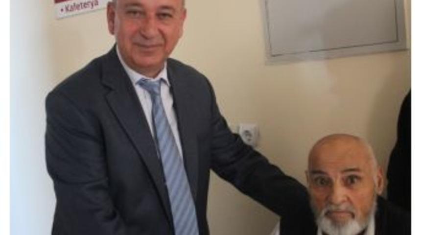 100 Bin Lira Değerindeki Dairesini Kaldığı Huzurevine Bağışladı