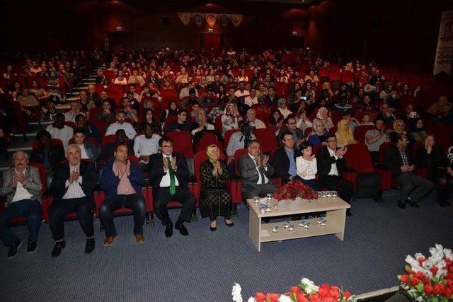 Türk Sanat Müziği Topluluklarından Muhteşem Konser