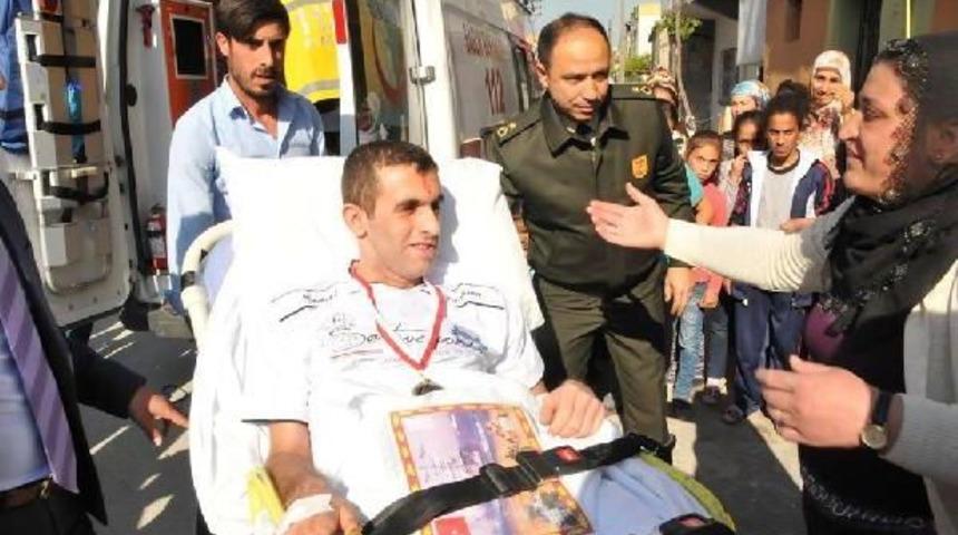 Kayseri'deki Bombalı Saldırıda Yaralanan Er 4 Ay Sonra Evine D&ouml;nd&uuml;