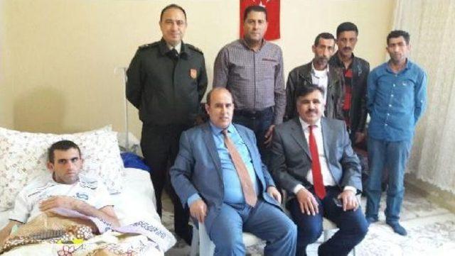 Kayseri'deki Bombalı Saldırıda Yaralanan Er 4 Ay Sonra Evine Döndü