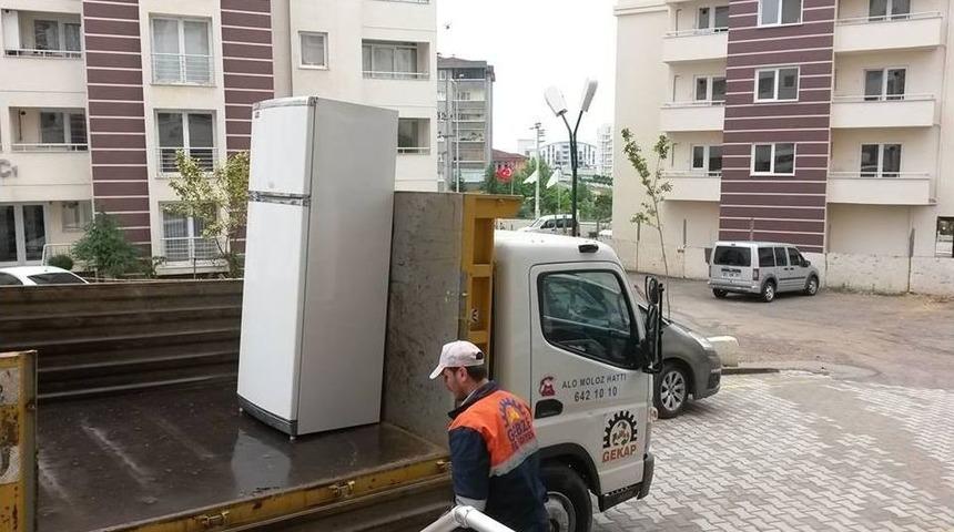 Gebze&rsquo;de Elektronik Atıklar Kapıdan Alınıyor