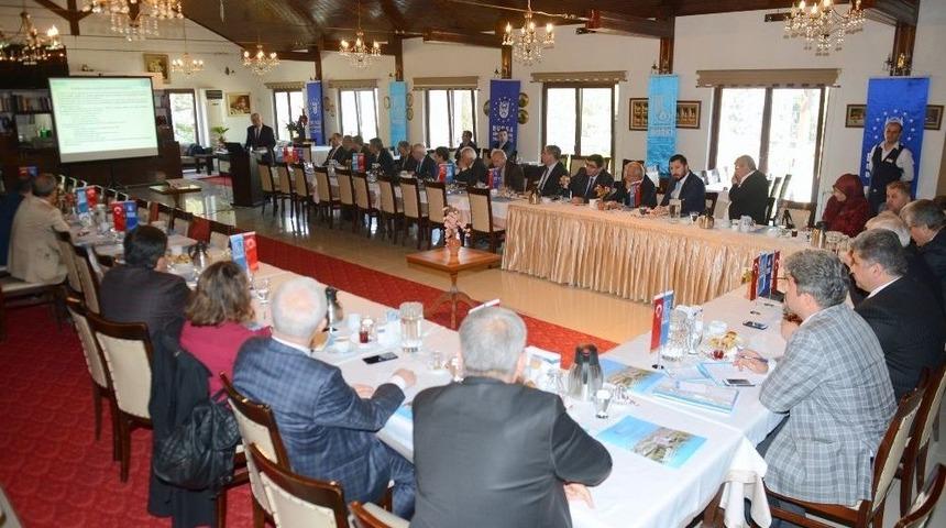 Bursa&rsquo;da Su &Ccedil;eşmeden İ&ccedil;iliyor