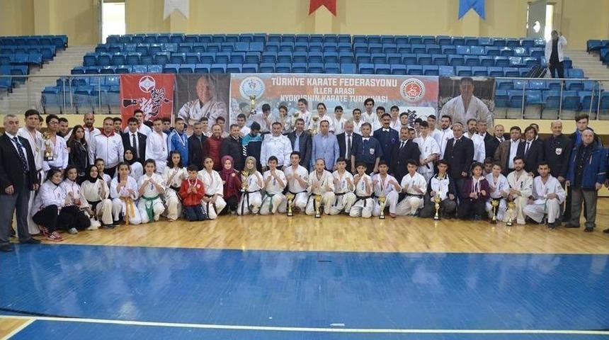 İller Arası Kyokushin Karate Turnuvası Sona Erdi