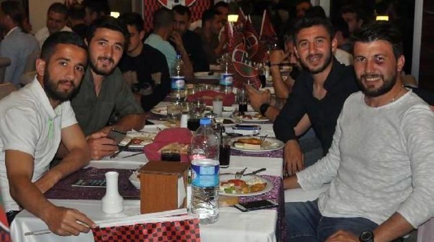 Turgutluspor Şampiyonluğu Kutladı