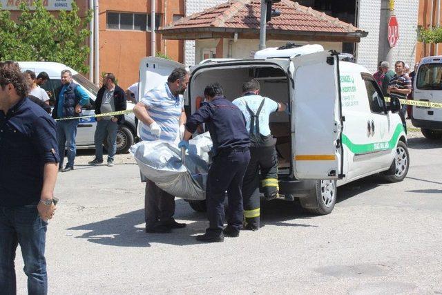 Kavşakta Hatalı Geçiş, Ölüm Getirdi