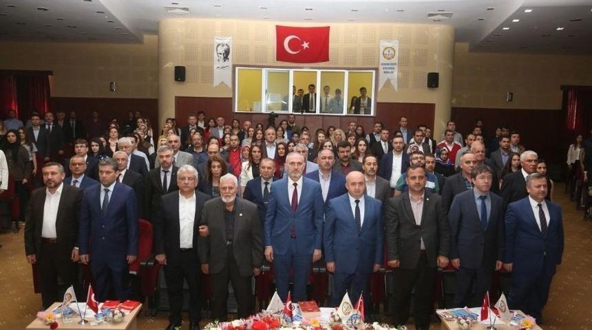 İstanbul&rsquo;un Gen&ccedil; Kalemleri K&uuml;&ccedil;&uuml;k&ccedil;ekmece&rsquo;de &Ouml;d&uuml;llendirildi