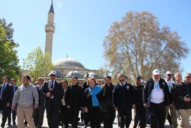 2. Uluslararası Sevgi Ve Barış Yürüyüşü Karaman’dan Başladı