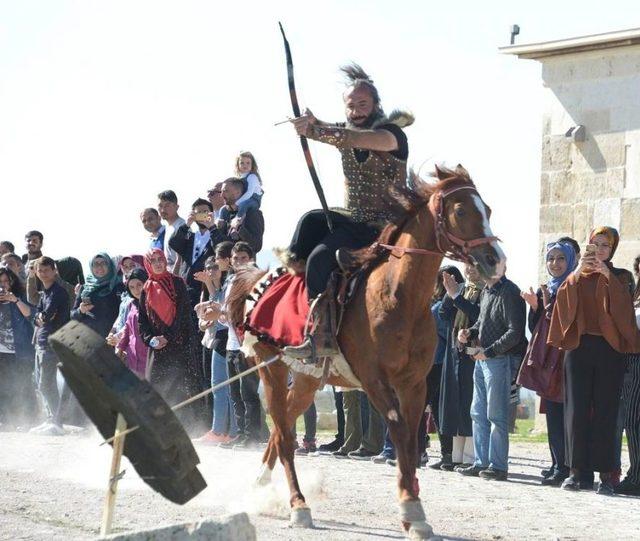 Selçuk’ta Turizm Haftası Çeşitli Etkinliklerle Kutlandı