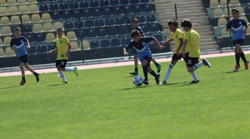 Futbol Şenliğinde Şampiyonlar Belli Oldu