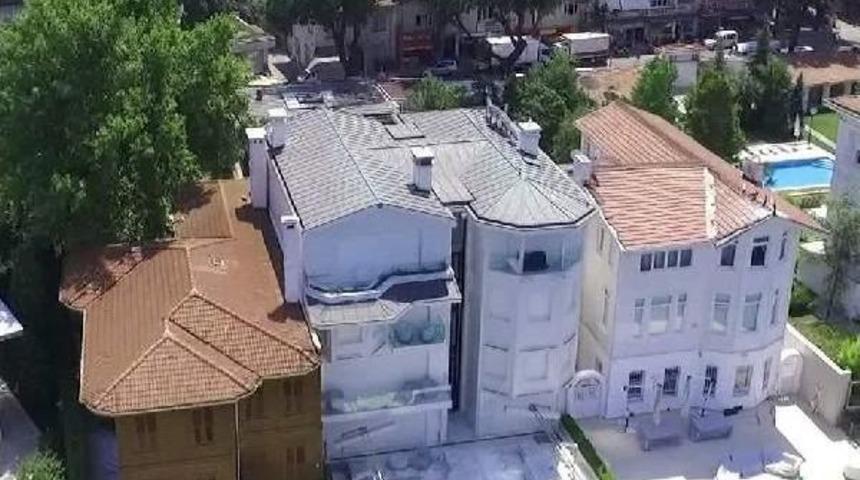 Fotoğraflar //  Rıza Sarraf Ve Ebru G&uuml;ndeş'in Yalı Davası; Tadilatlar Yıktırılacak