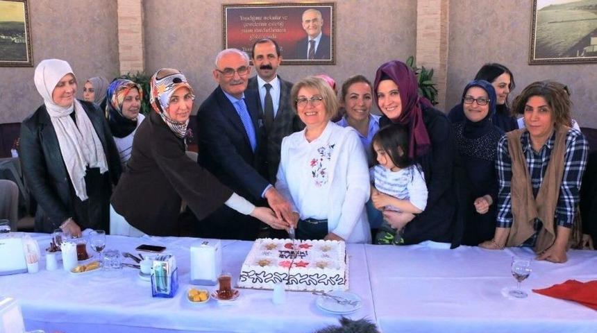 Başkan Yılmaz’dan Ak Kadınlara Teşekkür