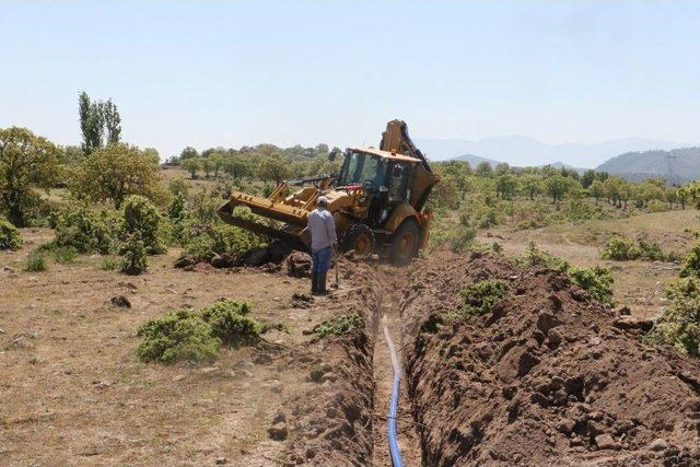 Karaveliler Mahallesinin Su Sıkıntısı Çözülüyor