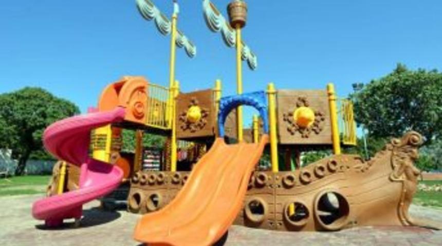 Aliağa&rsquo;daki Uzunhasanlar &Ccedil;ocuk Oyun Parkına Kavuştu