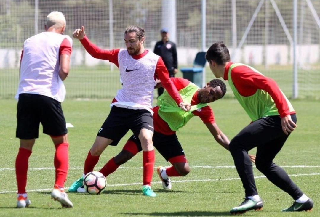 Antalyaspor&rsquo;da Adanaspor Hazırlıkları S&uuml;r&uuml;yor