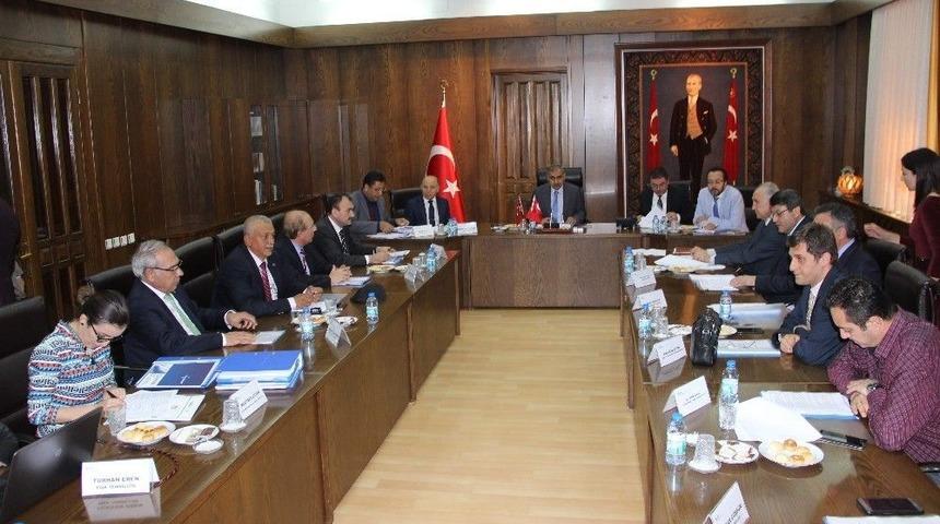 Aydın Valiliğinden Basına Sans&uuml;r