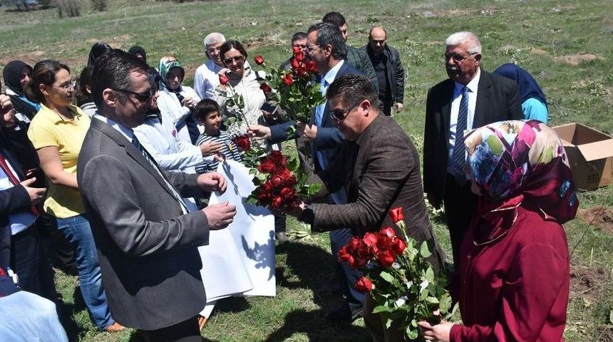 Kızılcahamam&rsquo;da Ebe Ve Hemşireler G&uuml;n&uuml; Etkinliği Yapıldı