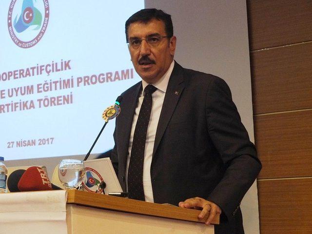 Bakan Tüfenkci: “yeni Bir Kooperatif Yasası Üzerinde Çalışıyoruz”