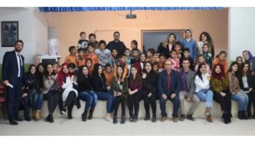 Esog&uuml; Fen Edebiyat Fak&uuml;ltesi &Ouml;ğrenci Temsilciliğinden Anlamlı Ziyaret Ve Yardım