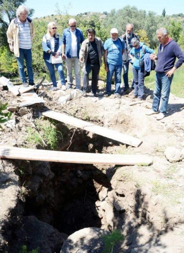 Myndos Antik Kenti'nde Kaçak Kazı Tepkisi