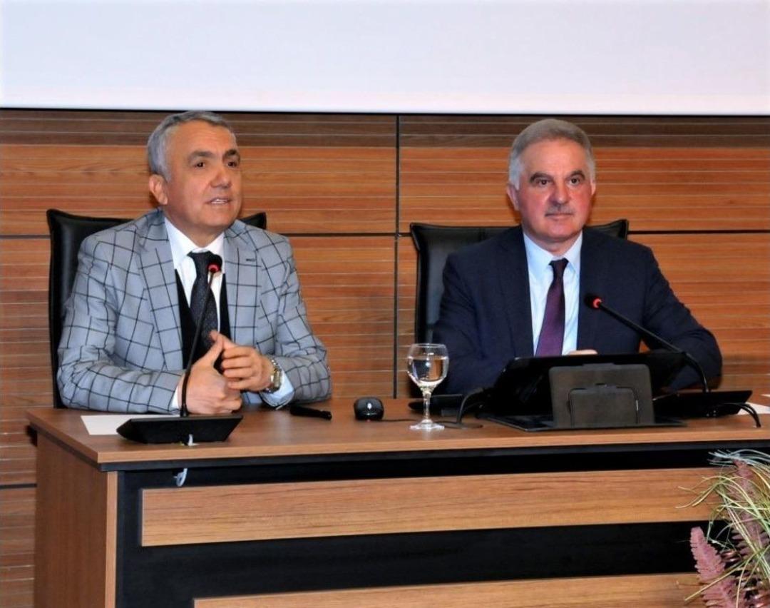 Om&uuml; Kalite &Ccedil;ıtasını Y&uuml;kseltme Hedefinde