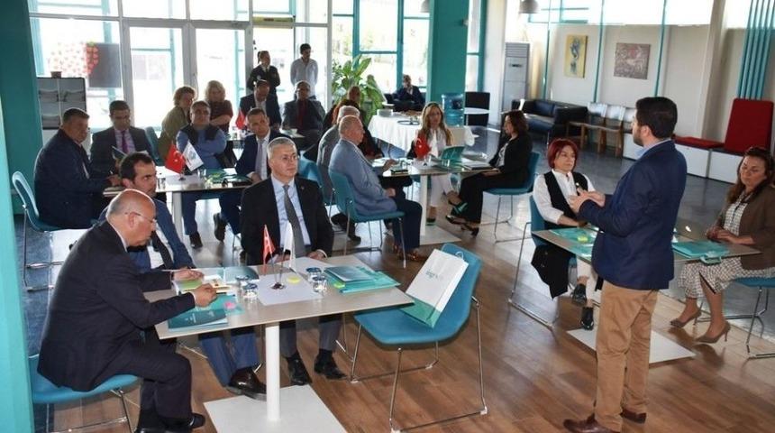 İnsani Gelişme Endeksi Süleymanpaşa Belediyesi Çalıştayı’nda Masaya Yatırıldı