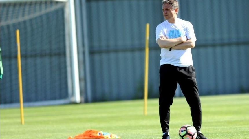 Bursaspor&rsquo;da Galatasaray Mesaisi S&uuml;r&uuml;yor