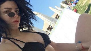  Merve Boluğur'un karın kası olay oldu 