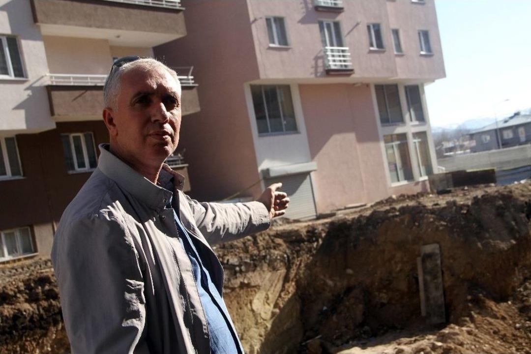 Ardahan&rsquo;da İnşaat Kazısında Cesedi Bulunan Rus Komutanın Kim Olduğu Araştırılıyor