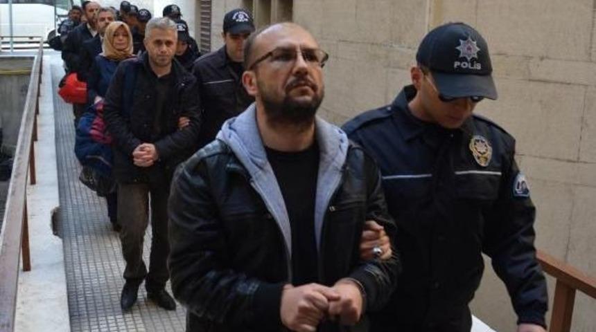 Bursa'da Fet&ouml; Ş&uuml;phelisi 13 Eski Sgk &Ccedil;alışanı Adliyede &nbsp;