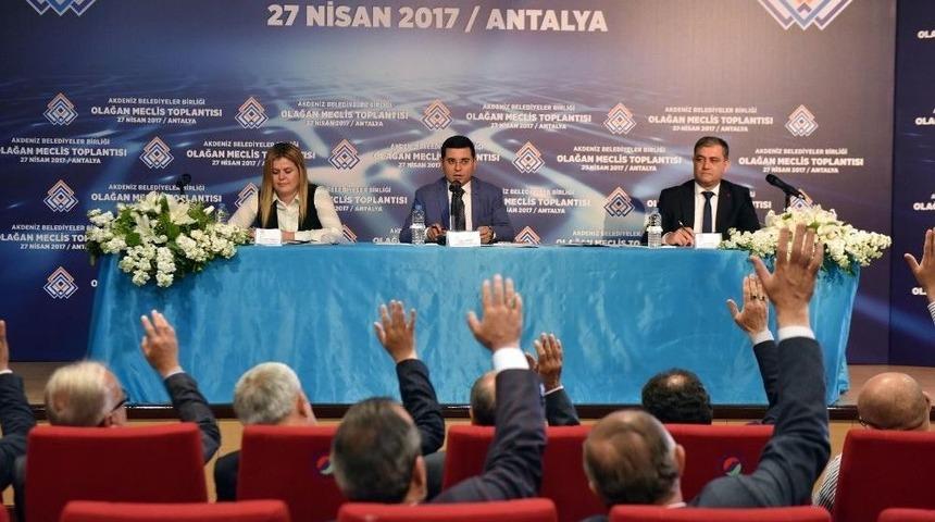 Akbb&rsquo;ye 4 Yeni &Uuml;ye