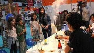 Bilim Festivali’ne Ziyaretçi Akını