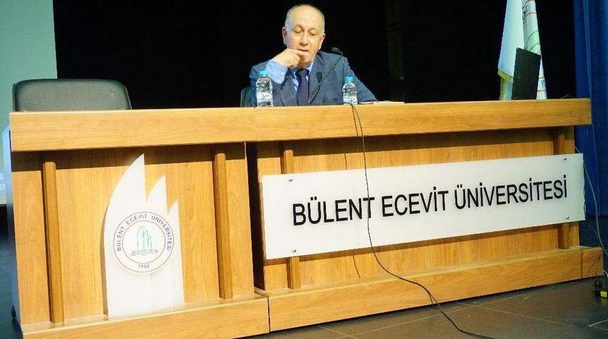 Yazar Oğuz Demiralp Be&uuml;&rsquo;de &ldquo;okuma Deneyimleri" Başlıklı Bir Konferans Verdi