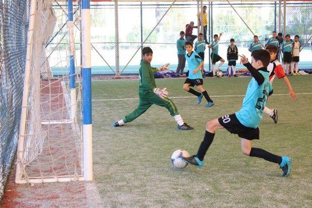 Okullar Ligi’nde Final Heyecanı Başlıyor